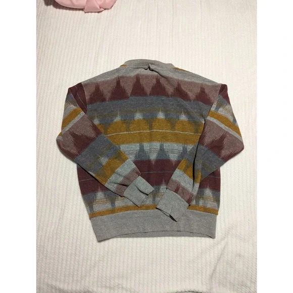 Prana Tribal Boho Pattern Sweatshirt Yoga Stretching Exercise Clothing - Picture 2 of 5